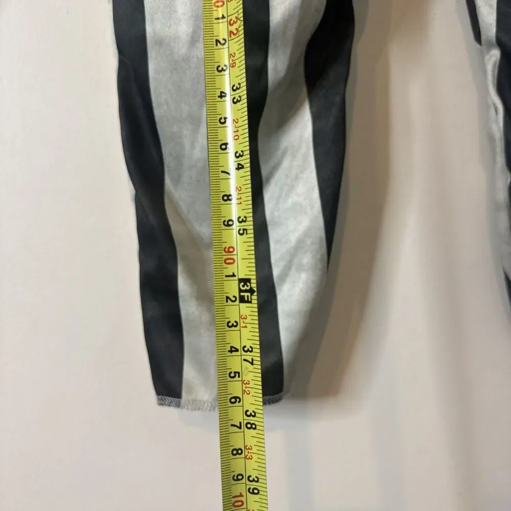 Kids Halloween Costume Medium Beetlejuice Licensed Small (5-7)